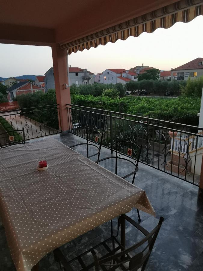Apartman Konfidenca Biograd Na Moru Exterior foto